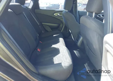 2016 Chrysler 200 Limited из США, поврежденный, VIN 1C3CCCAB2GN126612